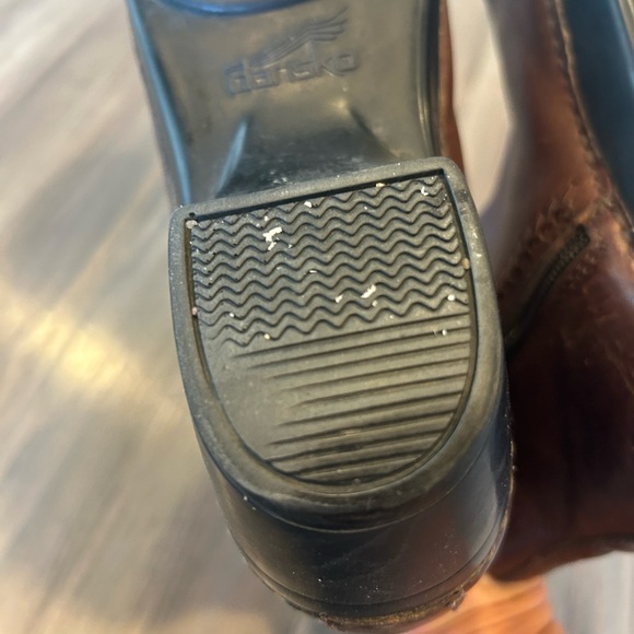 Womens Dansko Scout Brown Leather Ankle Zip Bootie Boots Size 40 Workwear Boho - Picture 6 of 16